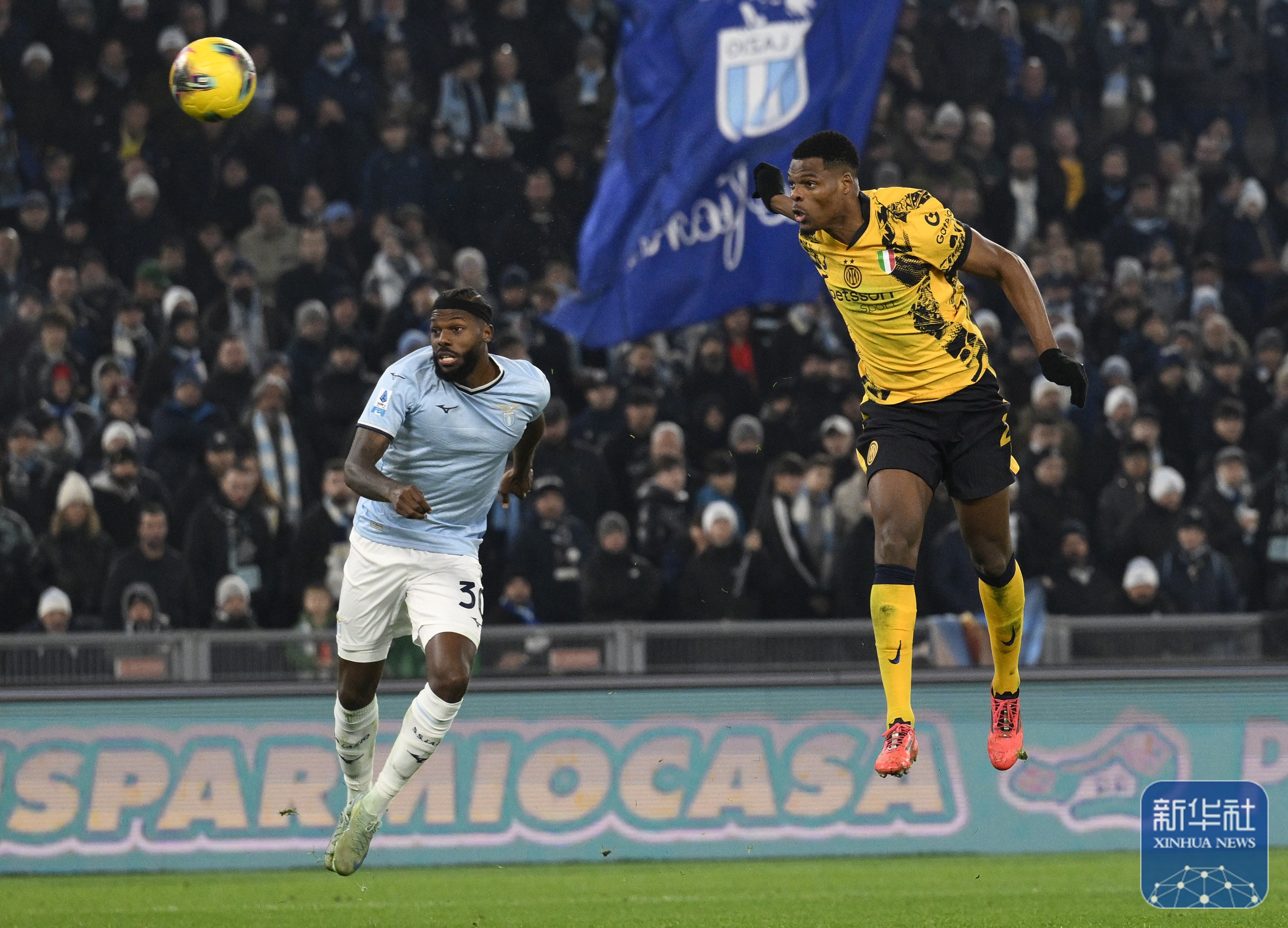 金年会体育意大利杯赛程吃紧，曼联今夜内部沟通，气氛紧张，身体对抗强度拉满的简单介绍