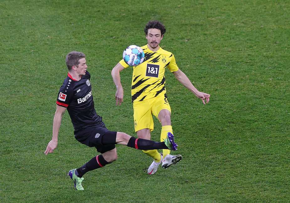 金年会app包含冲刺阶段勒沃库森备战中超；复出首秀细节曝光；话题不断；更衣室氛围转暖的词条